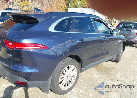 2017 Jaguar F-Pace 35T Prestige from USA, damaged, VIN SADCK2BV5HA085195